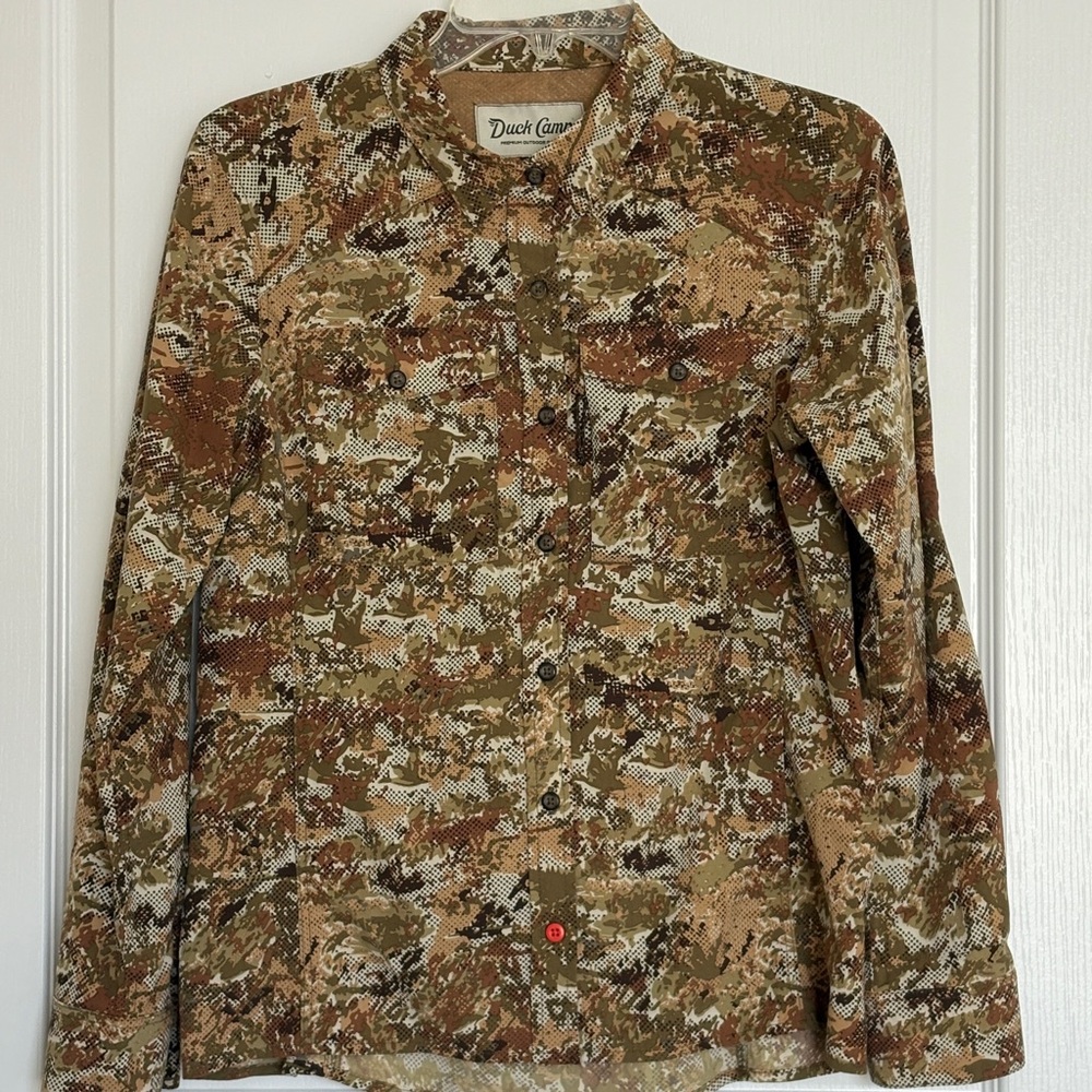 Duck Camp Women's Shirt Camo Hunting Lightweight Long Sleeve Button Down Sz Med